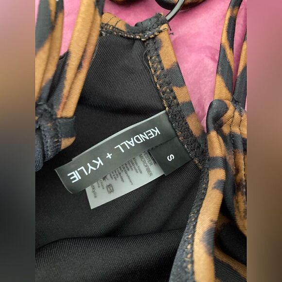 NWT NORDSTROM KENDALL + KYLIE Printed Leopard One-Piece Swimsuit - Picture 5 of 8